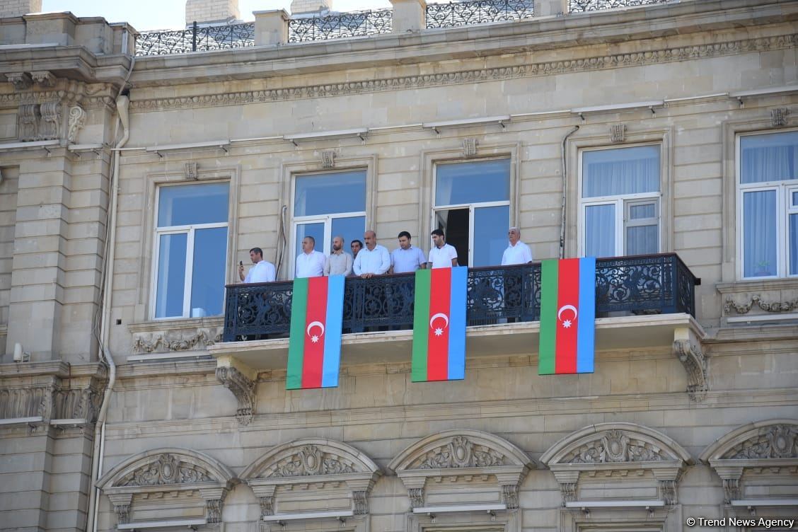 Azerbaijan holds minute of silence on occasion of Remembrance Day (PHOTO/VIDEO)