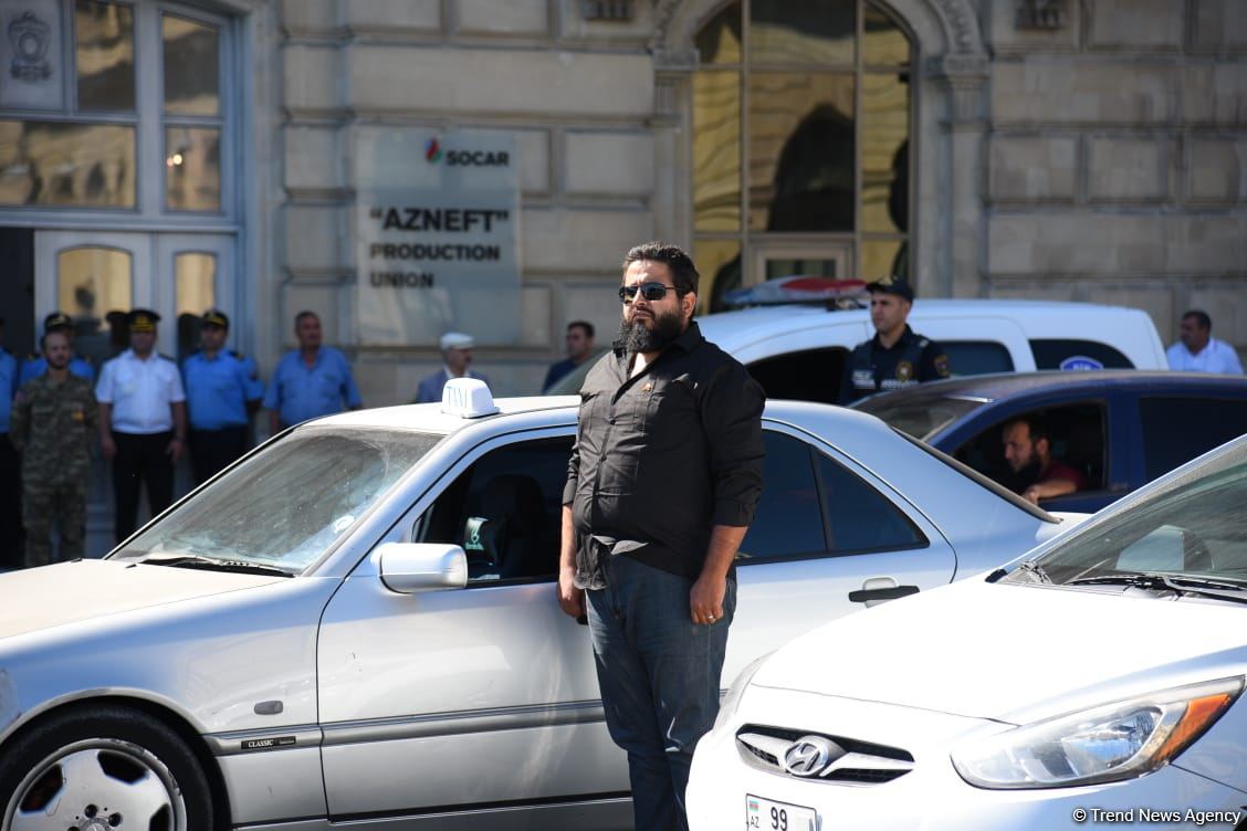 Azerbaijan holds minute of silence on occasion of Remembrance Day (PHOTO/VIDEO)