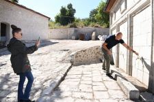President Ilham Aliyev and First Lady Mehriban Aliyeva view progress of restoration work at Mehmandarovs' Estate Complex (PHOTO/VIDEO)