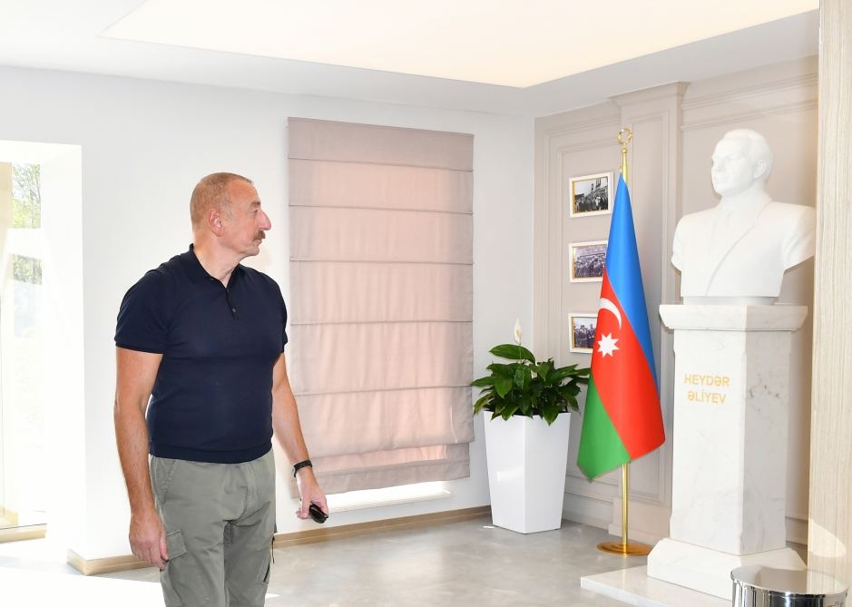 President Ilham Aliyev, First Lady Mehriban Aliyeva view conditions created at building of Special representation of President of Azerbaijan in Shusha district (PHOTO/VIDEO)