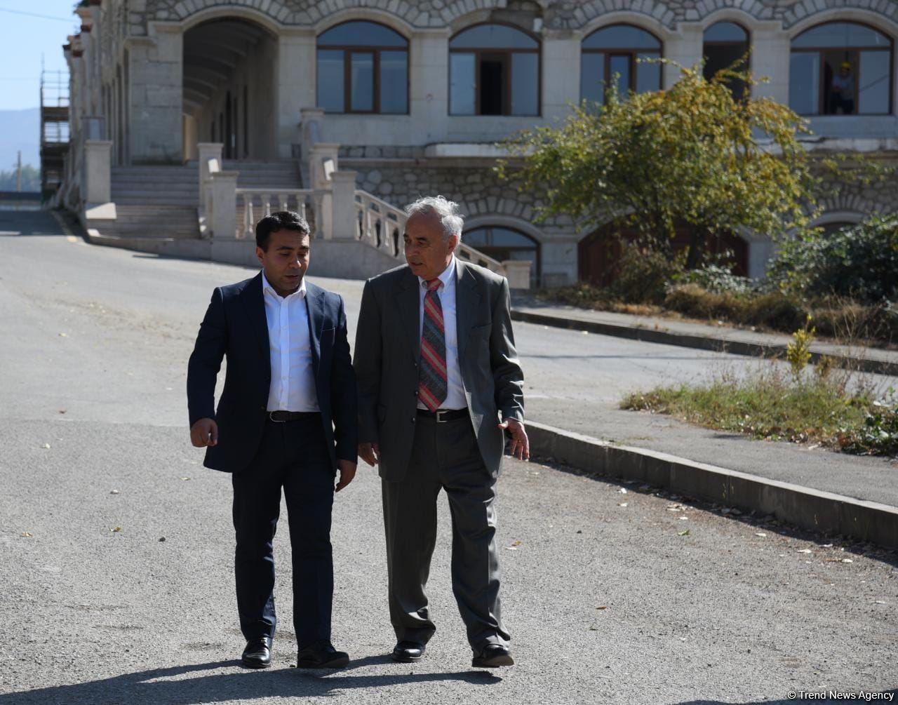 I Forum of Azerbaijani Think Tanks participants visit historic center of Shusha city (PHOTO)