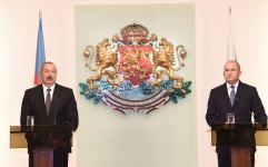 Azerbaijani, Bulgarian presidents make press statements (PHOTO)