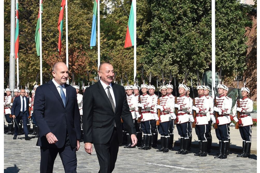 Official welcome ceremony held for President Ilham Aliyev in Sofia (PHOTO/VIDEO)