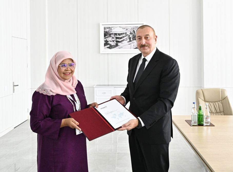 President Ilham Aliyev receives Executive Director of UN Human Settlements Program (PHOTO/VIDEO)