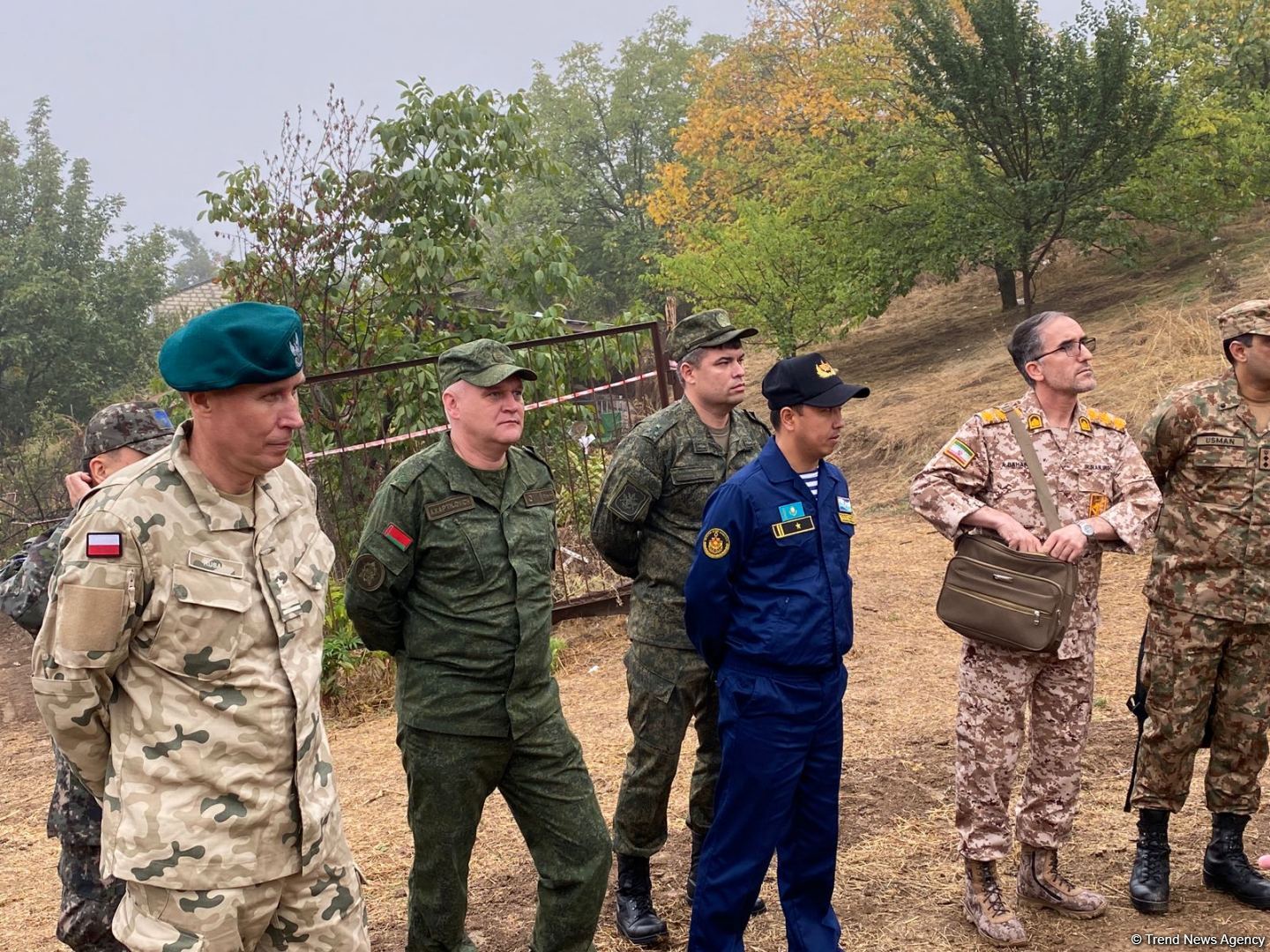 Military attachés accredited to Azerbaijan examine mass burial site found in Edilli village (PHOTO)