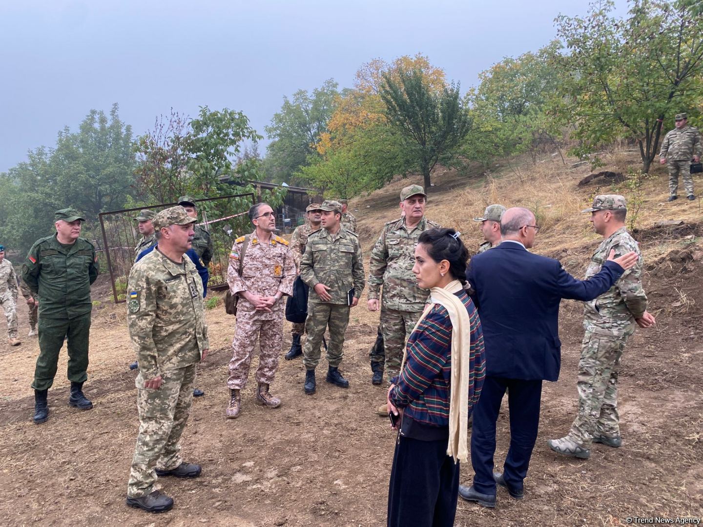 Military attachés accredited to Azerbaijan examine mass burial site found in Edilli village (PHOTO)