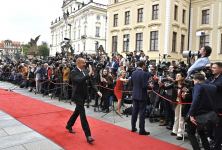 President of Azerbaijan Ilham Aliyev attends inaugural meeting of European Political Community Summit (PHOTO/VIDEO)