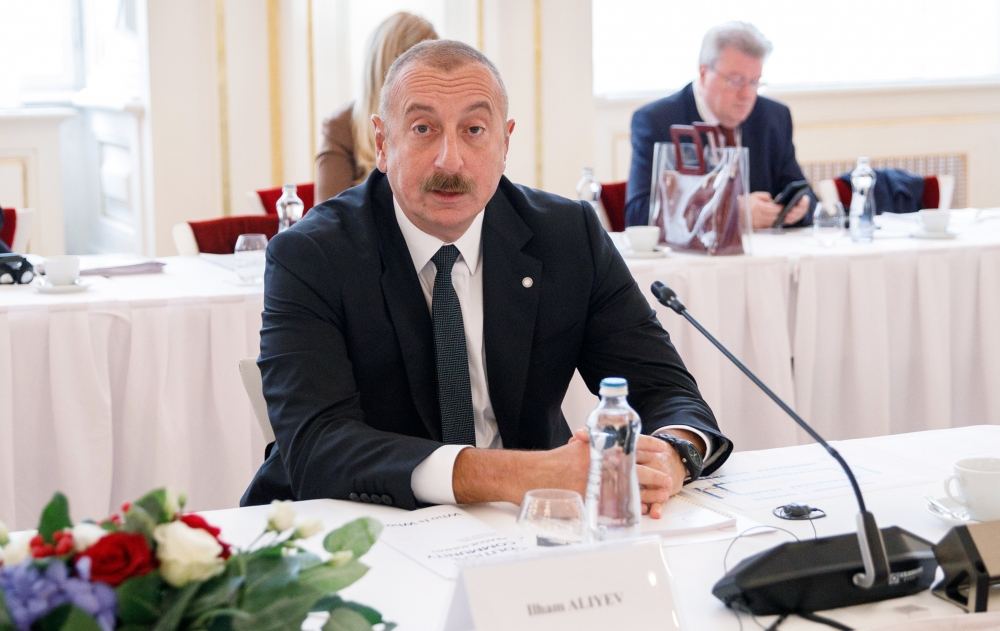 President of Azerbaijan Ilham Aliyev attends inaugural meeting of European Political Community Summit (PHOTO/VIDEO)
