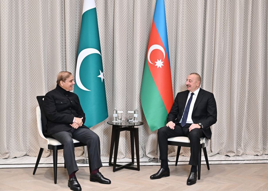 President Ilham Aliyev meets with Prime Minister of Pakistan in Astana (PHOTO/VIDEO)