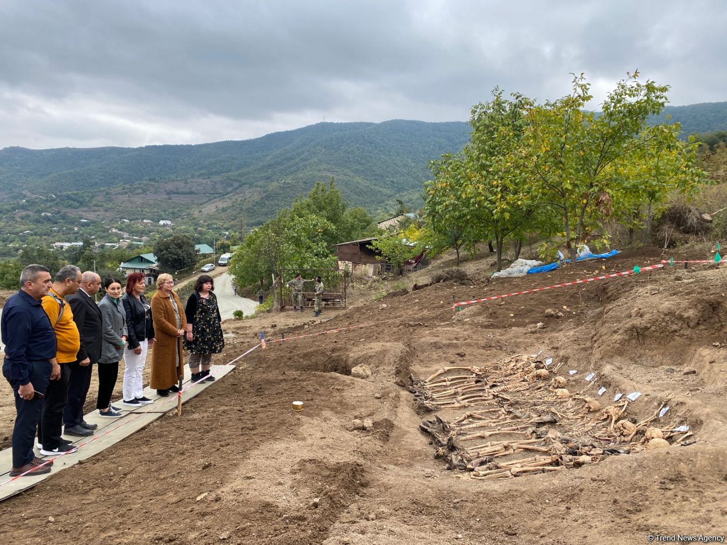 Foreign experts, NGO representatives visit mass grave site in Azerbaijan's Edilli (PHOTO)