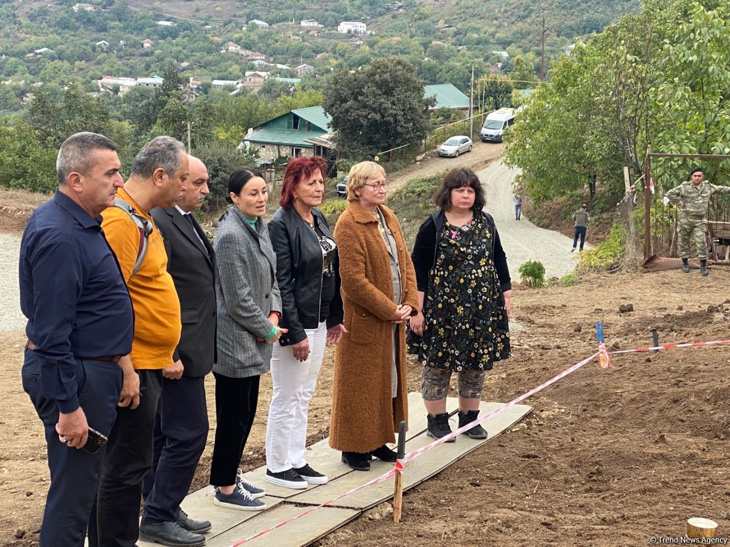 Foreign experts, NGO representatives visit mass grave site in Azerbaijan's Edilli (PHOTO)