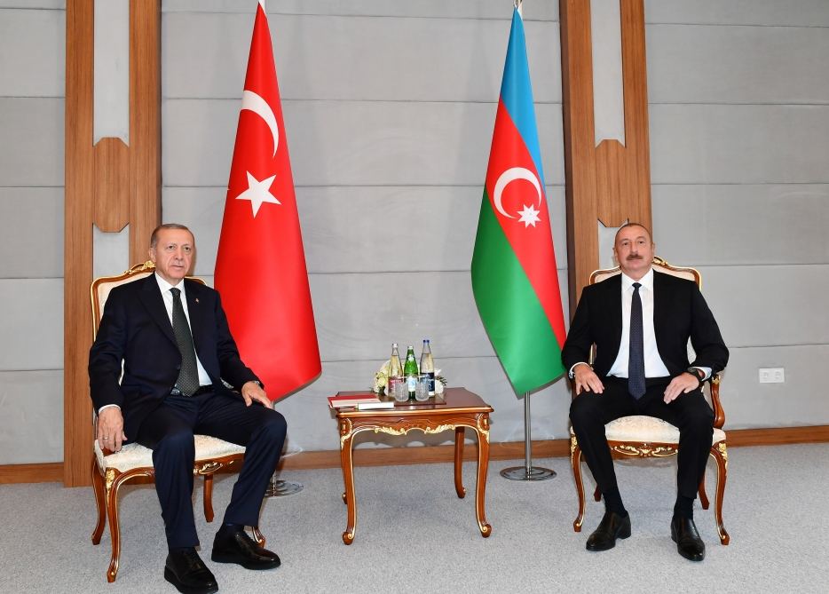 Azerbaijani, Turkish presidents hold one-on-one meeting in Jabrayil city (PHOTO)