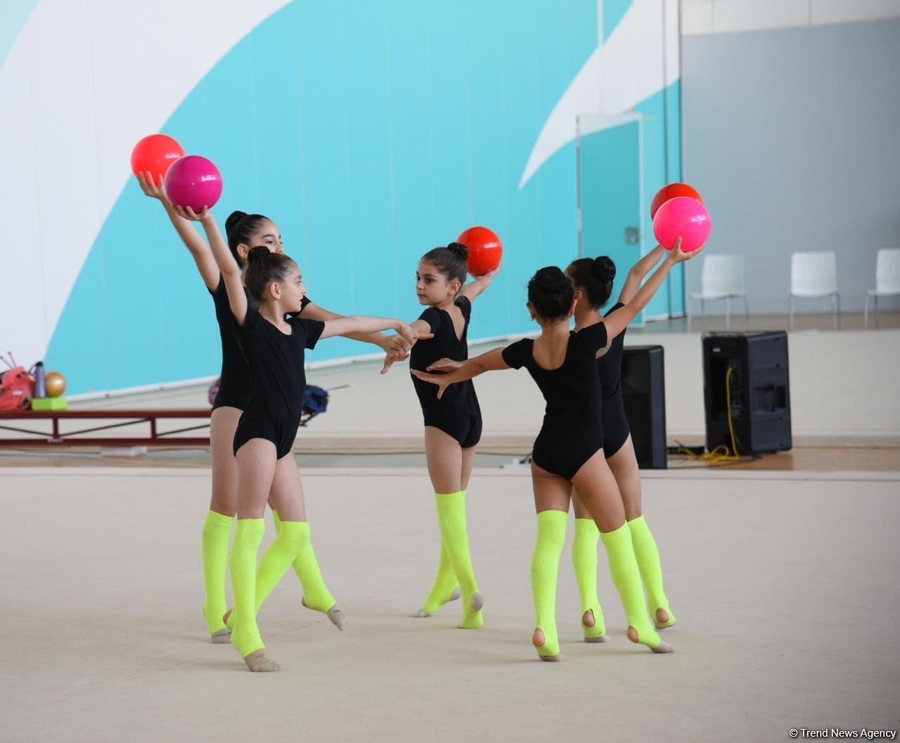 Azerbaijan's National Gymnastics Arena hosting training camps for athletes from Mingachevir (PHOTO)