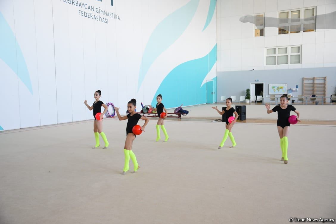 Azerbaijan's National Gymnastics Arena hosting training camps for athletes from Mingachevir (PHOTO)