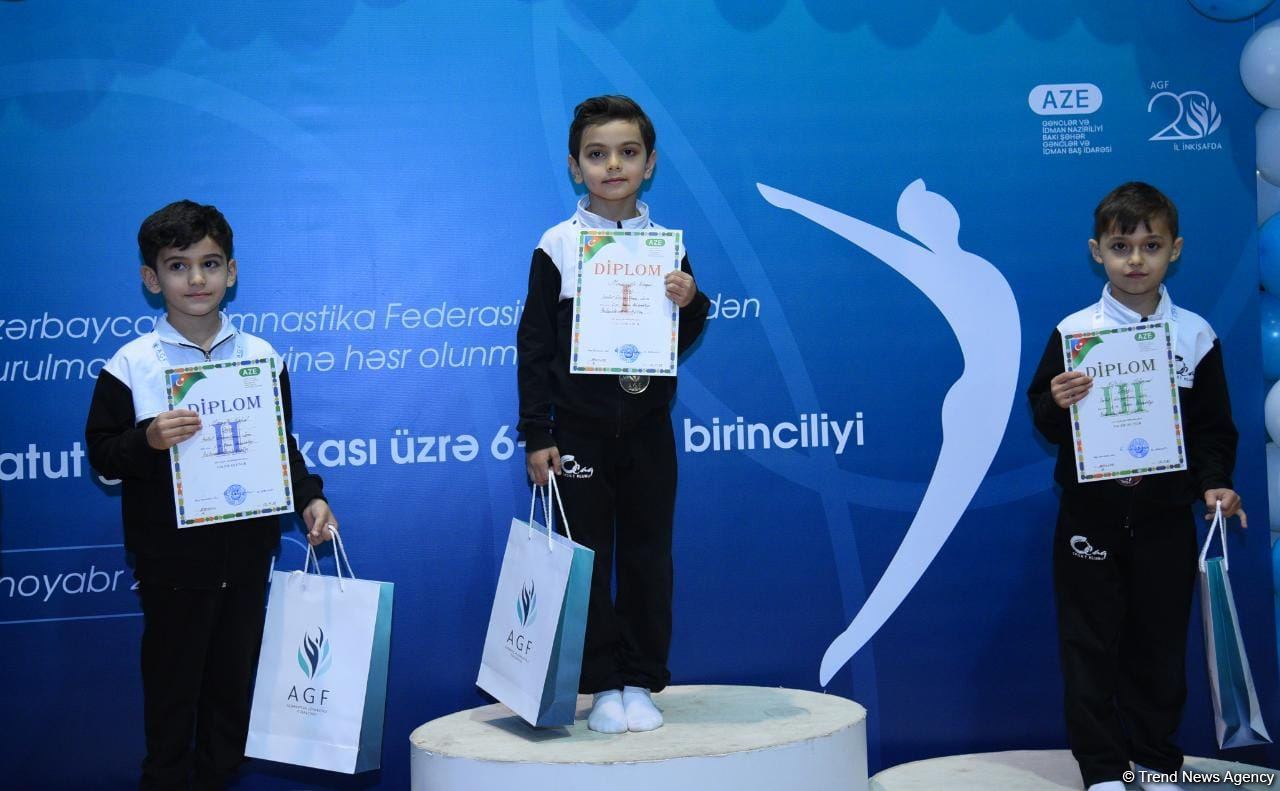 6th championship of Baku on trampoline completed (PHOTO)