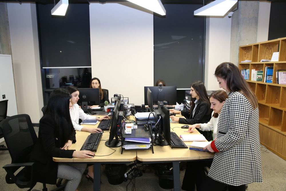 Vice-President of Heydar Aliyev Foundation Leyla Aliyeva visits DOST Center for Inclusive Development and Creativity (PHOTO)