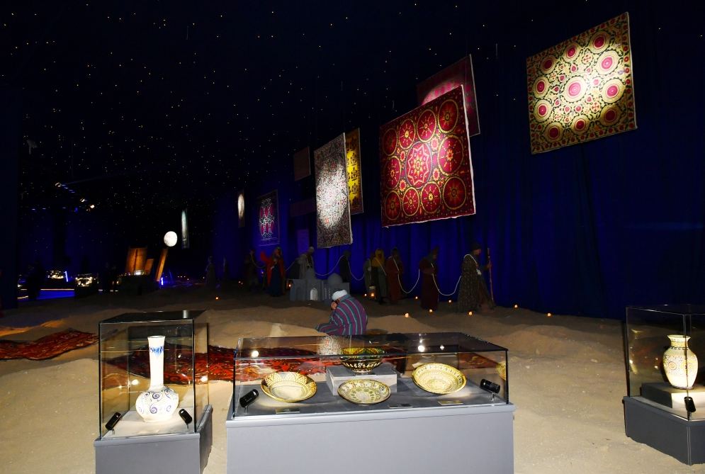 First Lady of Azerbaijan Mehriban Aliyeva views “Illusions of time” exhibition in Samarkand (PHOTO/VIDEO)
