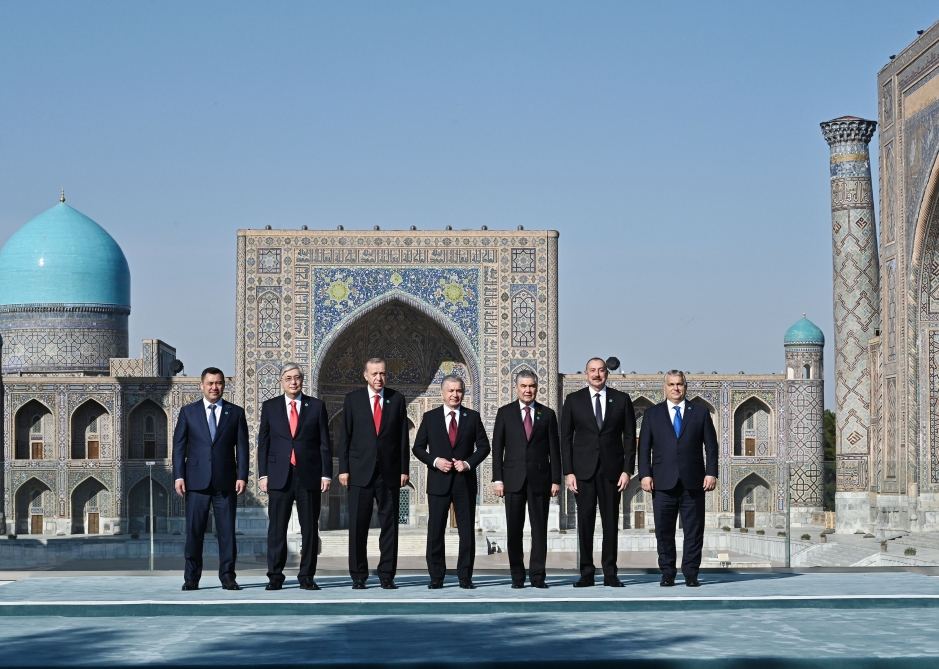 Azerbaijani President Ilham Aliyev participates in tree planting ceremony in Samarkand (PHOTO/VIDEO)