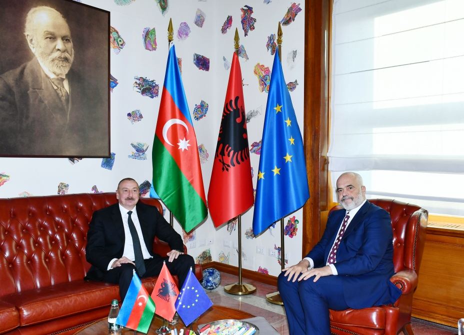 President Ilham Aliyev holds one-on-one meeting with Prime Minister of Albania Edi Rama (PHOTO/VIDEO)