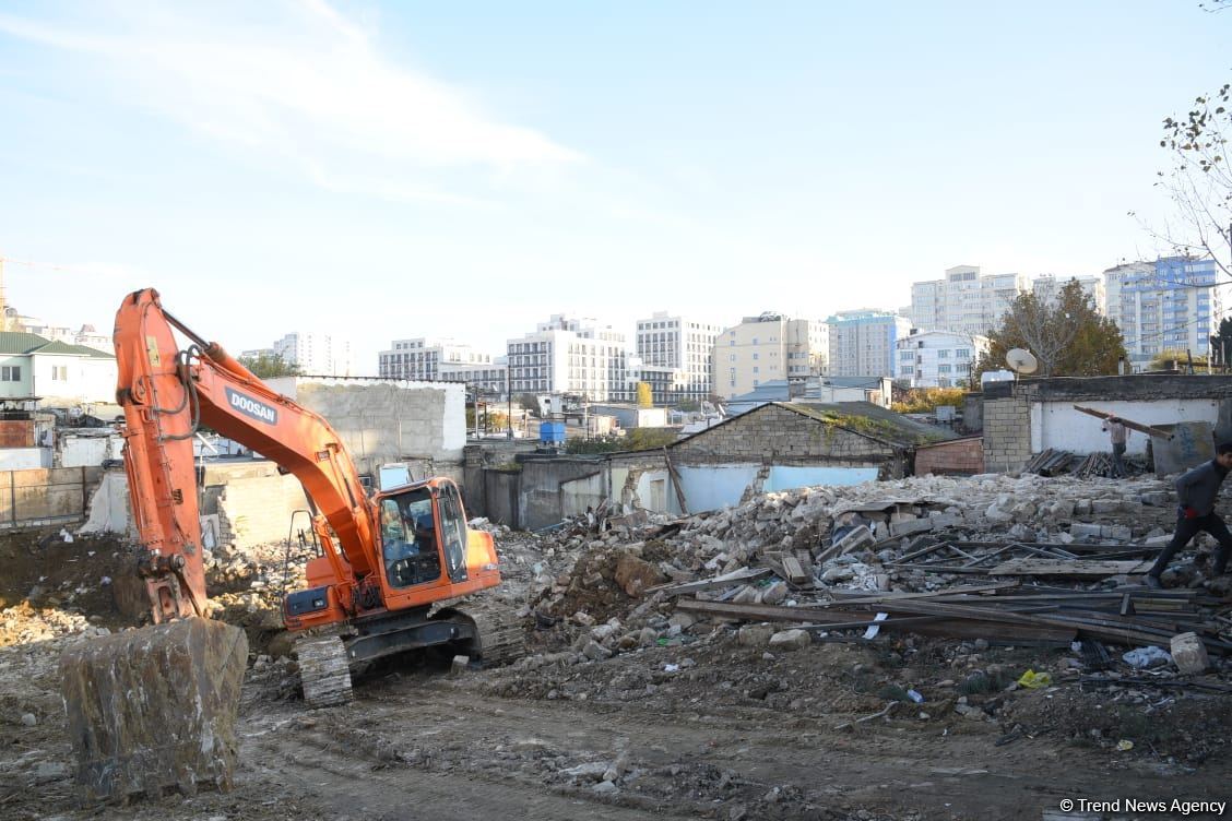 Massive demolition work gets underway in Azerbaijan's Baku, paving way for new park