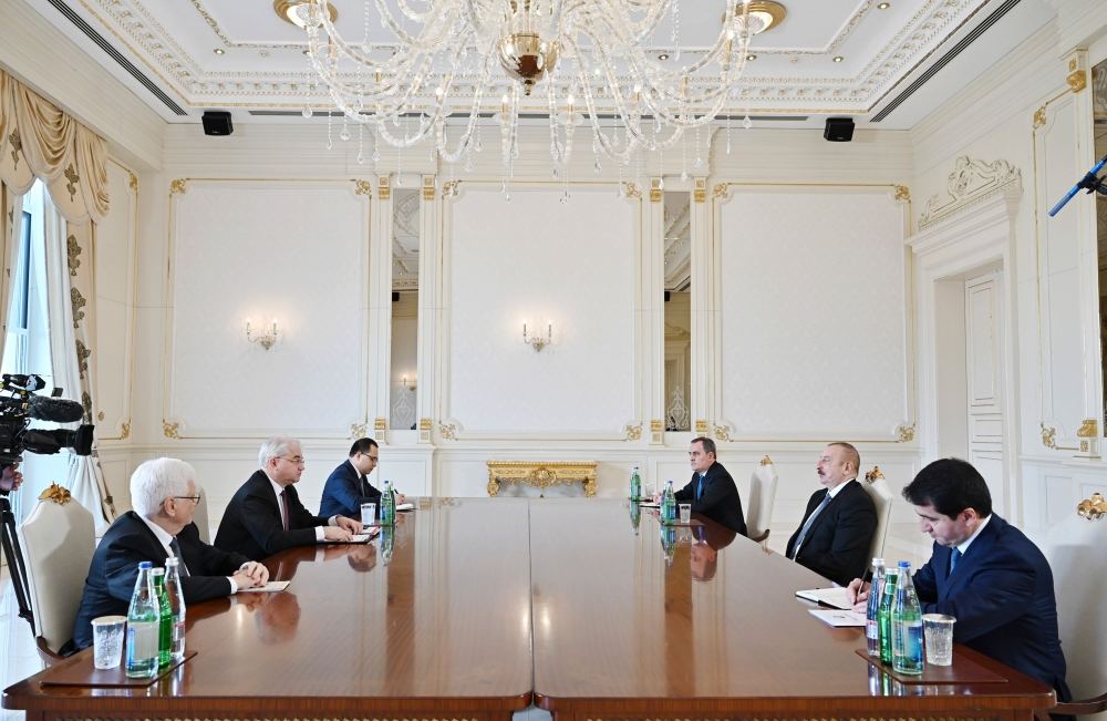 President Ilham Aliyev receives special representative of Russian MFA for normalization of Azerbaijani-Armenian relations (VIDEO)