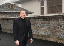 President Ilham Aliyev, First Lady Mehriban Aliyeva view reconstruction work at "Yukhari Bash" National Historical-Architectural Reserve in Shaki (PHOTO/VIDEO)