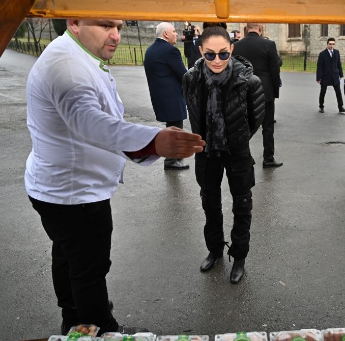 President Ilham Aliyev, First Lady Mehriban Aliyeva view reconstruction work at "Yukhari Bash" National Historical-Architectural Reserve in Shaki (PHOTO/VIDEO)