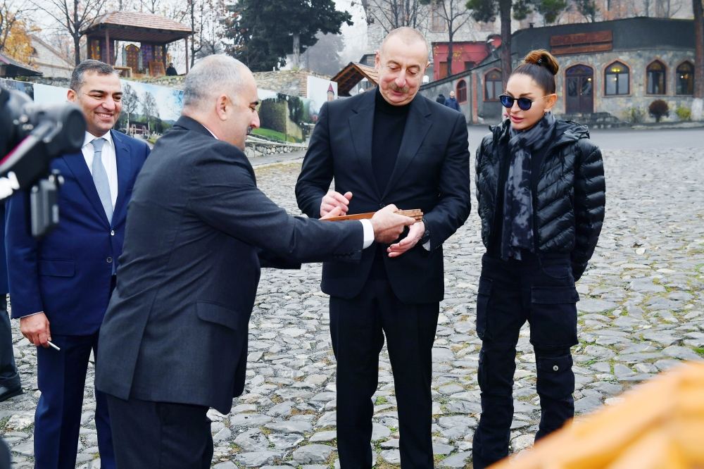 President Ilham Aliyev, First Lady Mehriban Aliyeva view reconstruction work at "Yukhari Bash" National Historical-Architectural Reserve in Shaki (PHOTO/VIDEO)