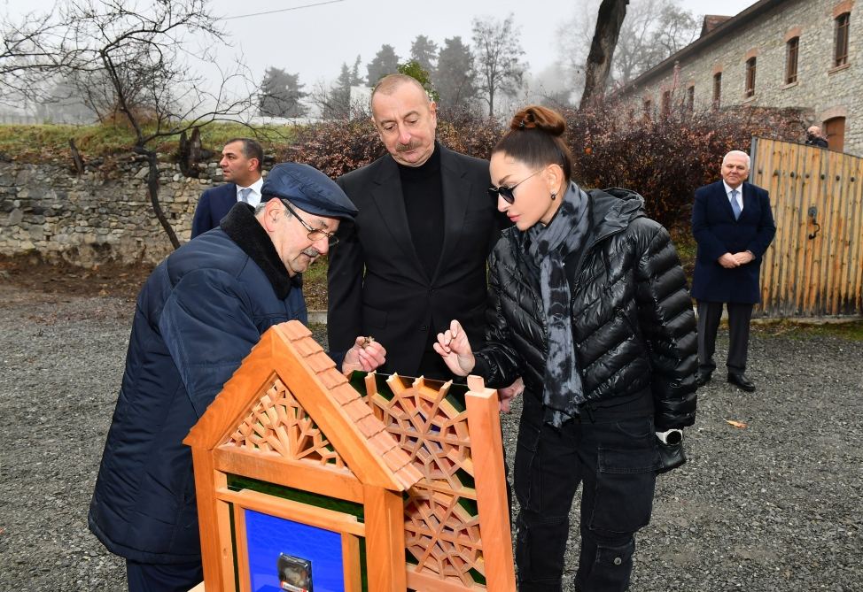 President Ilham Aliyev, First Lady Mehriban Aliyeva view reconstruction work at "Yukhari Bash" National Historical-Architectural Reserve in Shaki (PHOTO/VIDEO)