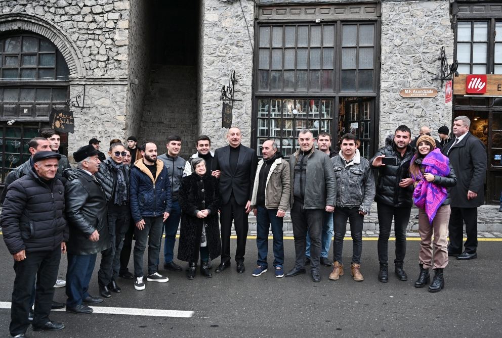 President Ilham Aliyev, First Lady Mehriban Aliyeva view reconstruction work at "Yukhari Bash" National Historical-Architectural Reserve in Shaki (PHOTO/VIDEO)