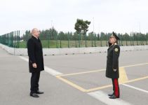 President Ilham Aliyev views newly purchased special purpose equipment and ambulances
(PHOTO)