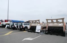 President Ilham Aliyev views newly purchased special purpose equipment and ambulances
(PHOTO)