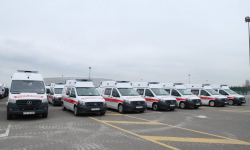 President Ilham Aliyev views newly purchased special purpose equipment and ambulances
(PHOTO)