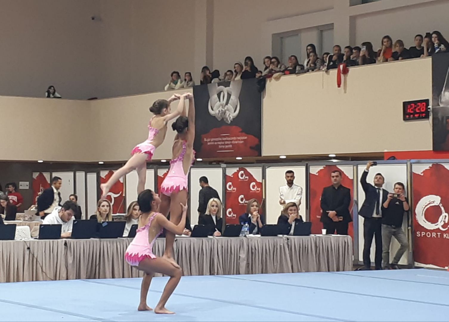 Joint Baku Championship in artistic, acrobatic gymnastics kicks off (PHOTO)