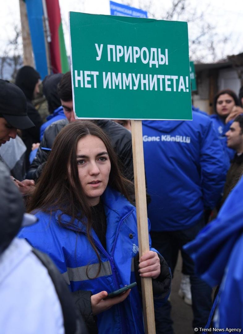 Peaceful rally of Azerbaijanis in zone of temporary responsibility of peacekeepers (PHOTO)