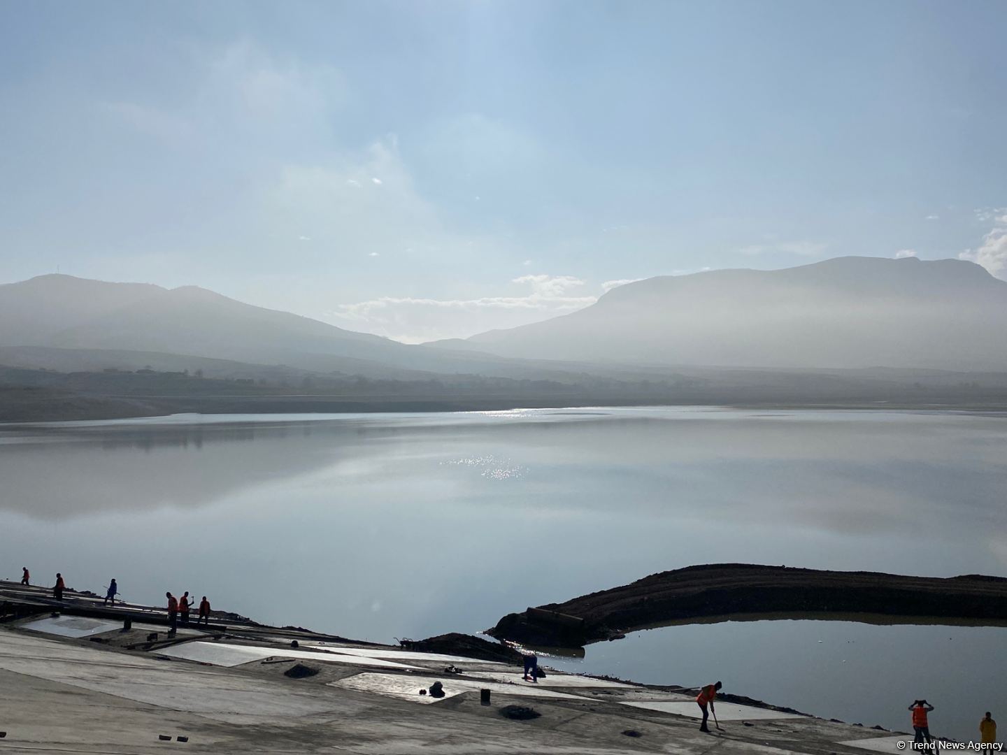 Azerbaijani media representatives make trip to Khachinchay, Sugovushan reservoirs (PHOTO)