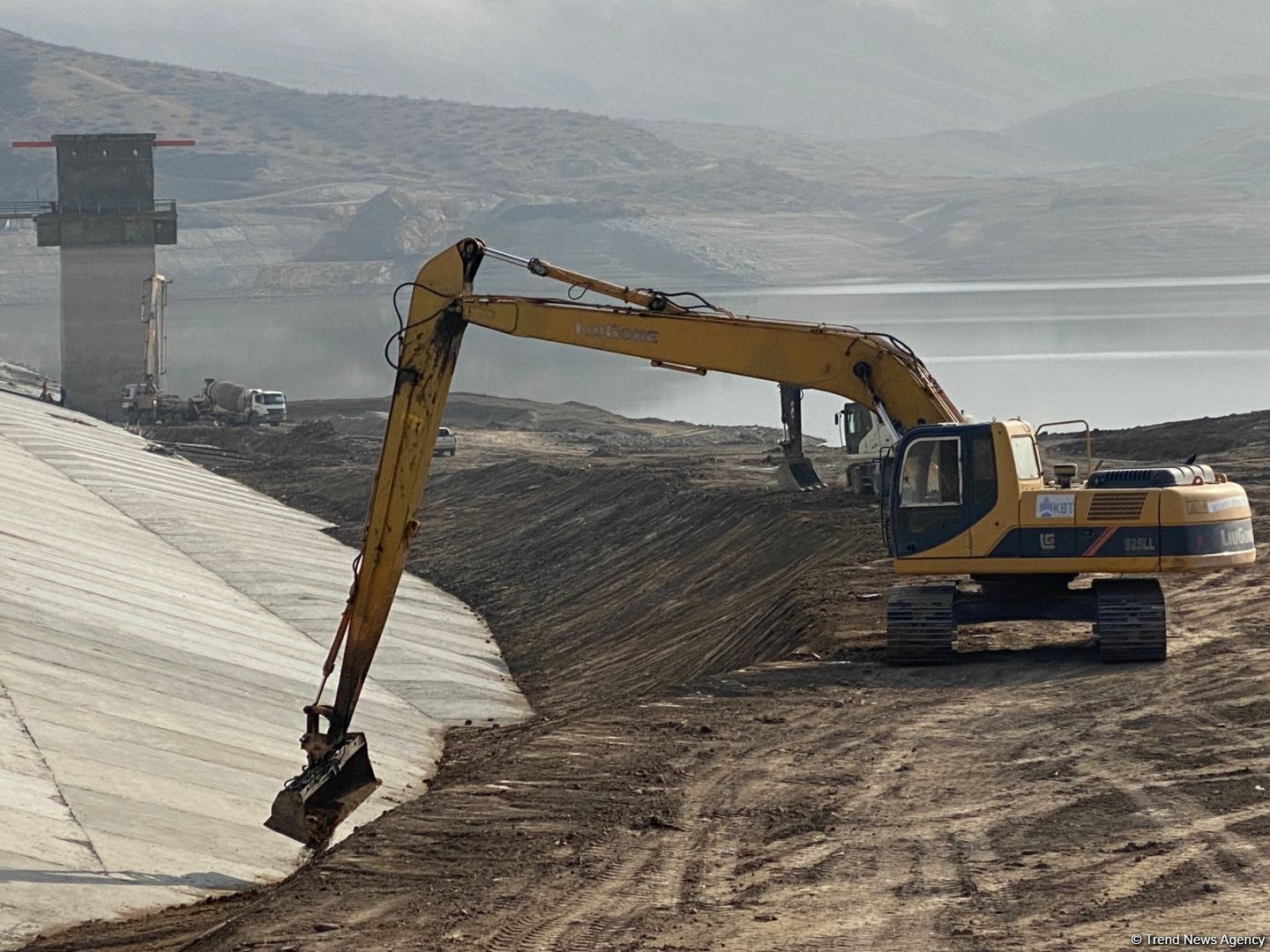 Azerbaijani media representatives make trip to Khachinchay, Sugovushan reservoirs (PHOTO)