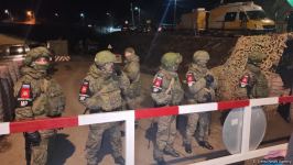 Azerbaijani protesters, Russian peacekeepers watch Croatia-Morocco football match together (PHOTO/VIDEO)