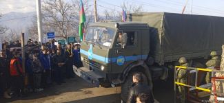 Peacekeepers' supply vehicles pass unhindered along  Lachin road (PHOTO/VIDEO)