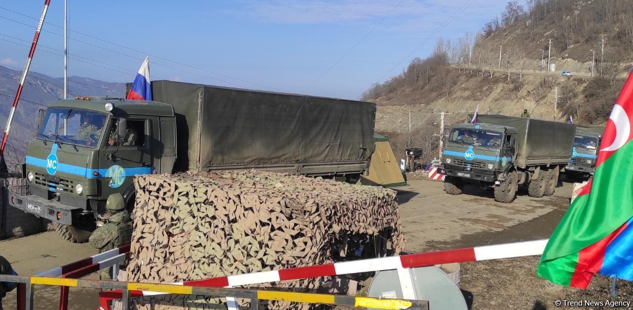 Peacekeepers' supply vehicles pass unhindered along  Lachin road (PHOTO/VIDEO)