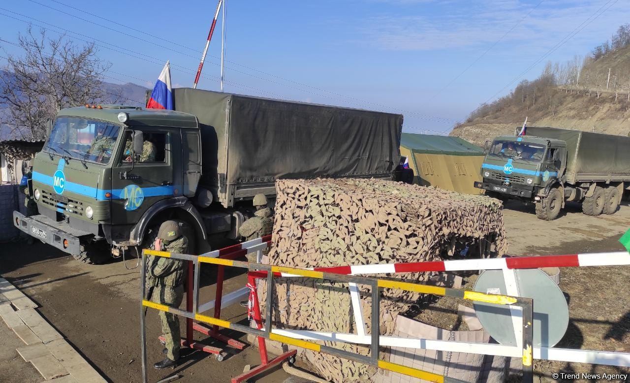 Peacekeepers' supply vehicles pass unhindered along  Lachin road (PHOTO/VIDEO)