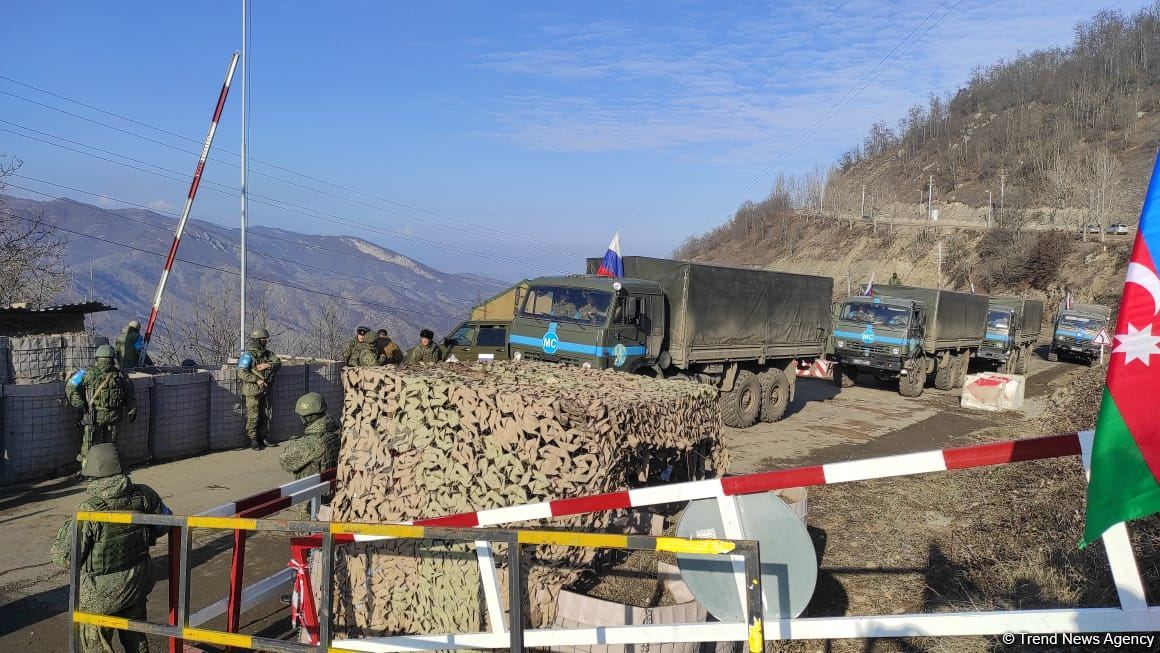 Peacekeepers' supply vehicles pass unhindered along  Lachin road (PHOTO/VIDEO)