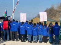 Number of supporters of peaceful rally on Azerbaijan's Lachin road growing (PHOTO)