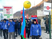 Number of supporters of peaceful rally on Azerbaijan's Lachin road growing (PHOTO)