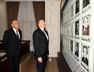 President Ilham Aliyev views conditions created at administrative building of Western Azerbaijan Community (PHOTO/VIDEO)