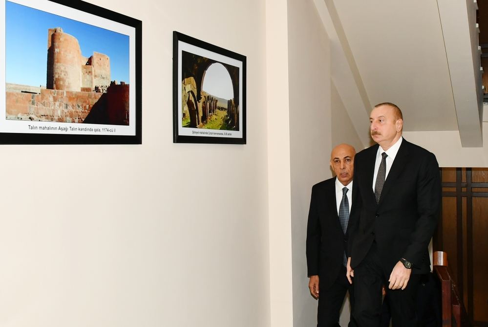 President Ilham Aliyev views conditions created at administrative building of Western Azerbaijan Community (PHOTO/VIDEO)