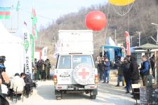 Vehicles of International Committee of Red Cross pass along Azerbaijan's Lachin road (PHOTO)
