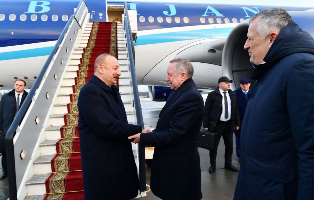 President Ilham Aliyev arrives in Russia's St. Petersburg for working visit (PHOTO/VIDEO)