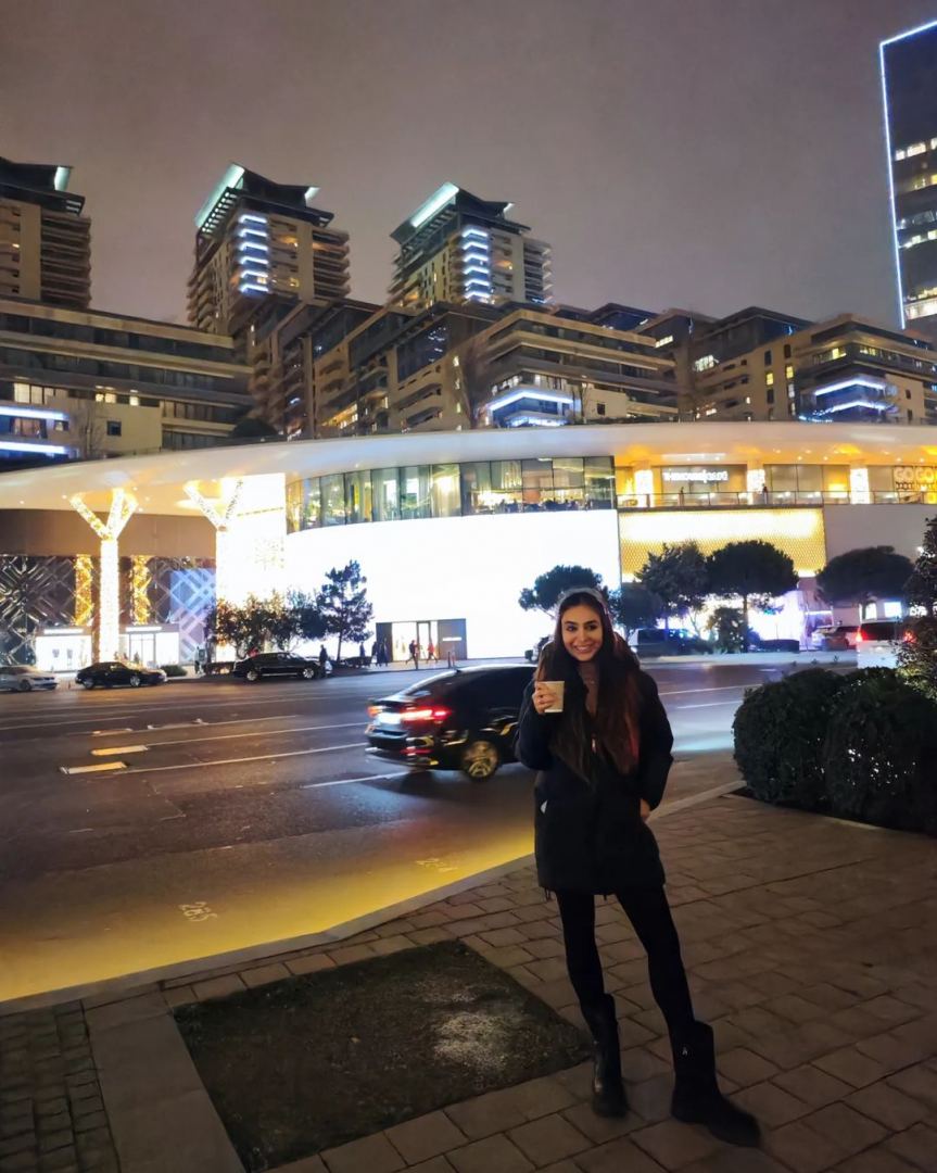 VP of Heydar Aliyev Foundation Leyla Aliyeva shared publication on preparations for New Year in Baku (PHOTO/VIDEO)