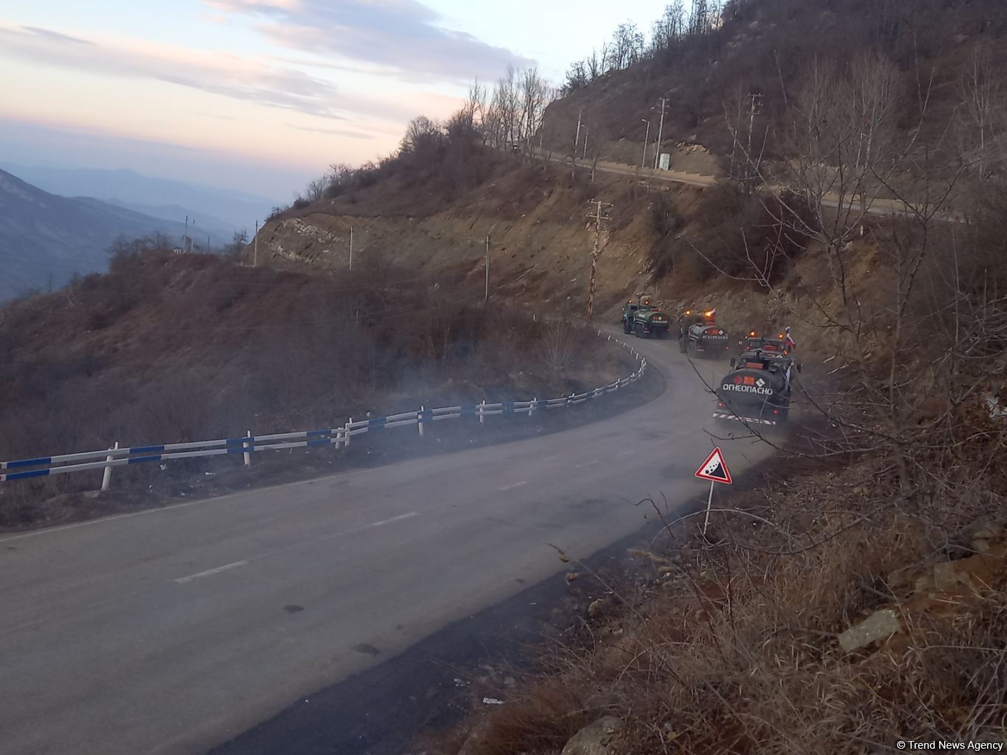 More vehicles of Russian peacekeepers pass freely along Azerbaijan's Lachin-Khankandi road (PHOTO)